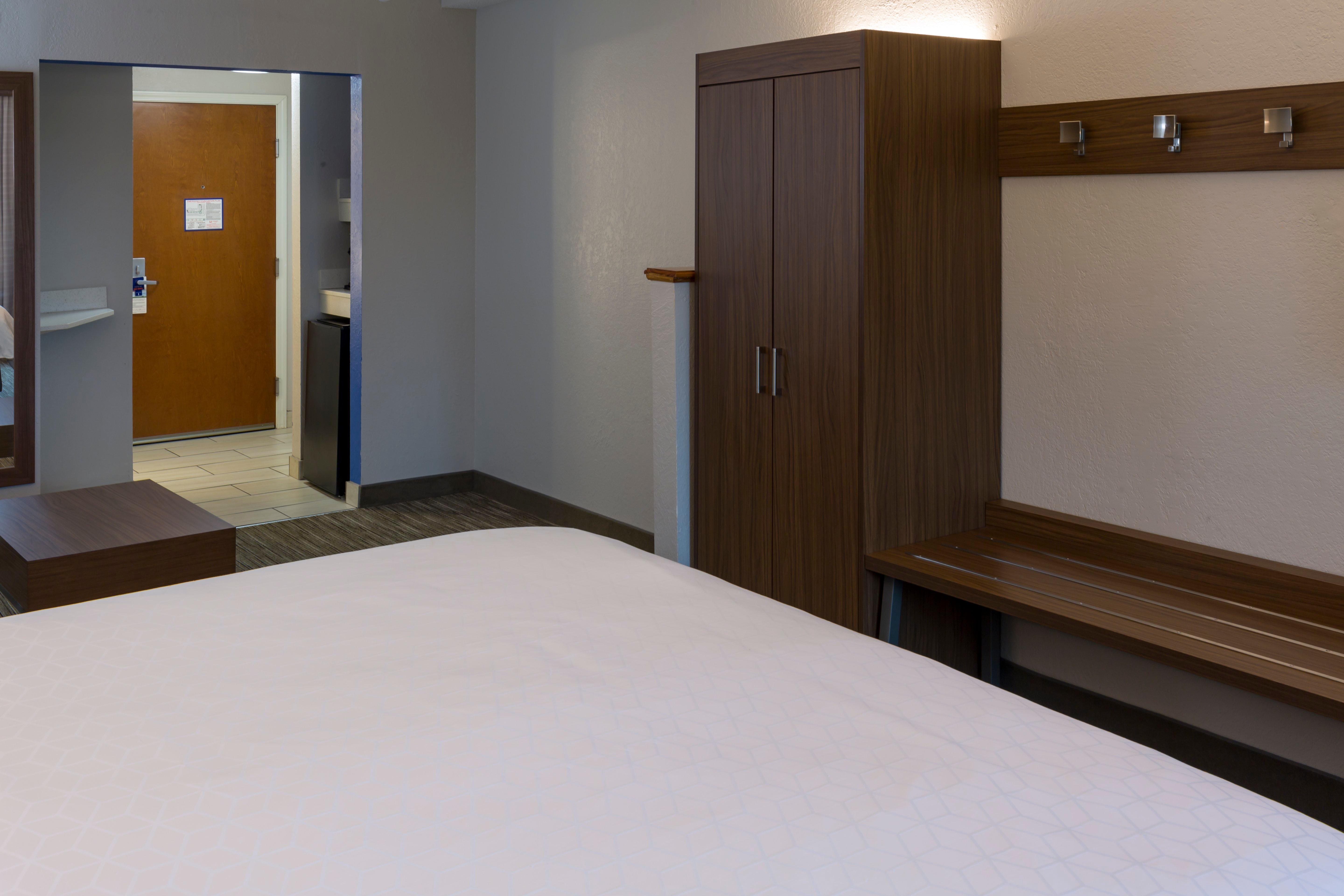 Holiday Inn Express Hotel & Suites Louisville South-Hillview, An Ihg Hotel Екстериор снимка